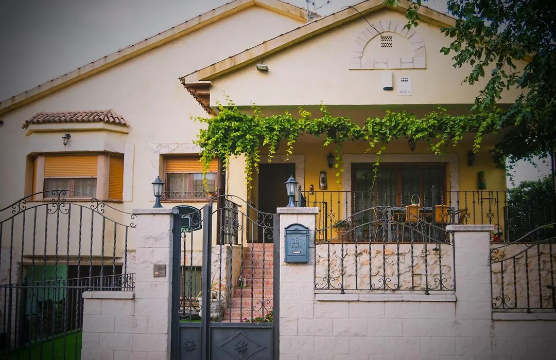 Casa Rural Rincones de Albares-1